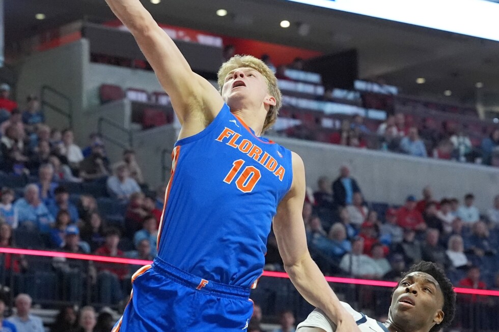 Condon pours in 24 as No. 12 Florida rolls past Ole Miss 94-75, tightening SEC grip