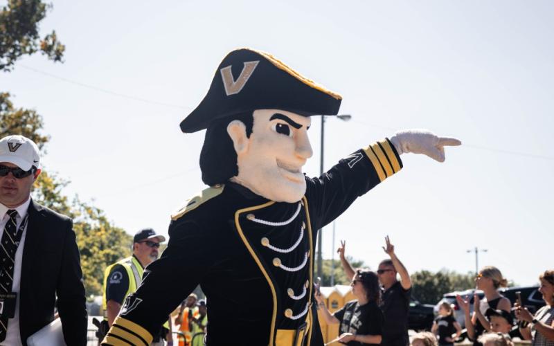 Your College Basketball Saturday Viewing Guide: January 17, 2026