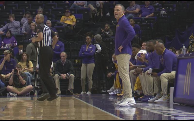 LSU men's basketball clobbered by No. 21 Arkansas