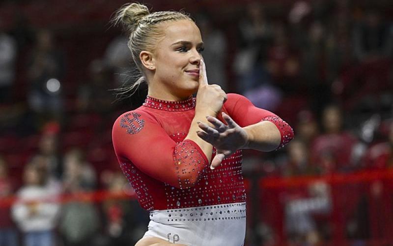 No. 10 Arkansas gymnastics bounces back in win over No. 6 Georgia | Arkansas Democrat Gazette