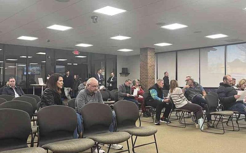 Rogers rezoning moves ahead despite neighbor opposition; developer says single-family subdivision is goal | Arkansas Democrat Gazette