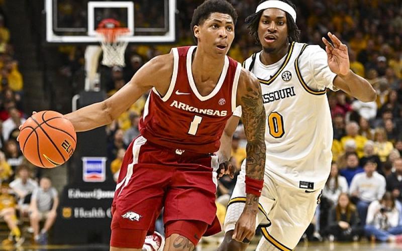 Meleek Thomas shows reliability in shorthanded Arkansas basketball's win at Missouri | Whole Hog Sports