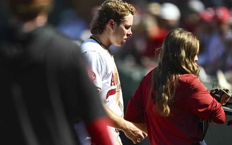 Arkansas baseball infielder Carter Rutenbar injures nose, passes protocol in win over Oklahoma | Arkansas Democrat Gazette