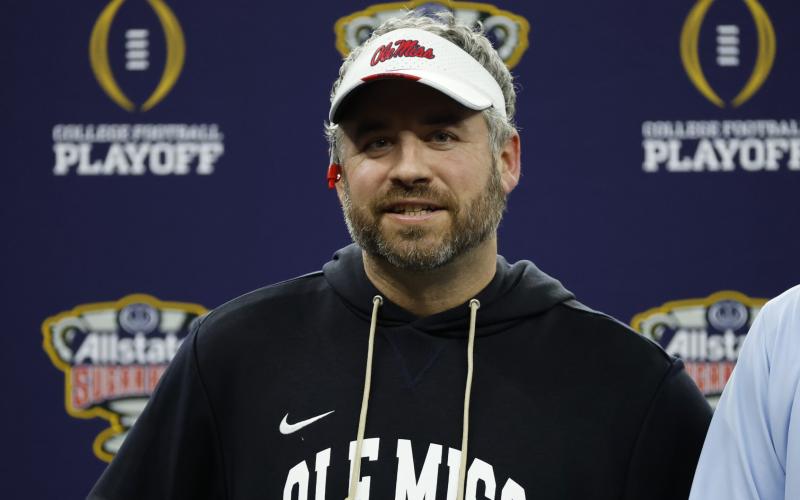 Ole Miss beats out SEC, Big 12 teams for 4-star WR from Texas