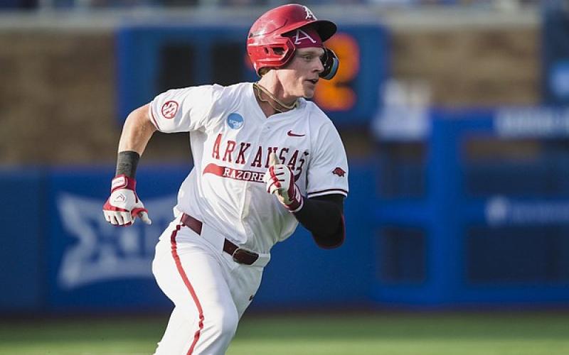 Arkansas baseball outfielder Maika Niu signs free agent contract with New York Yankees | Whole Hog Sports
