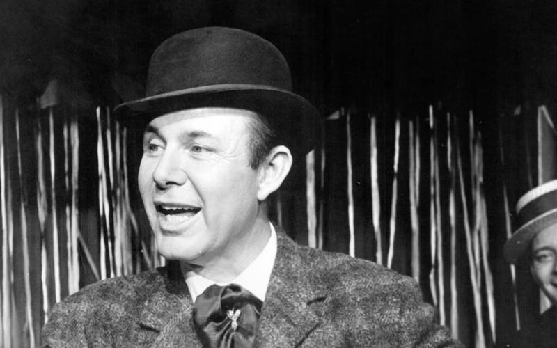 62 Years Ago Today, Country Legend Jim Reeves Died In A Plane Crash At 40