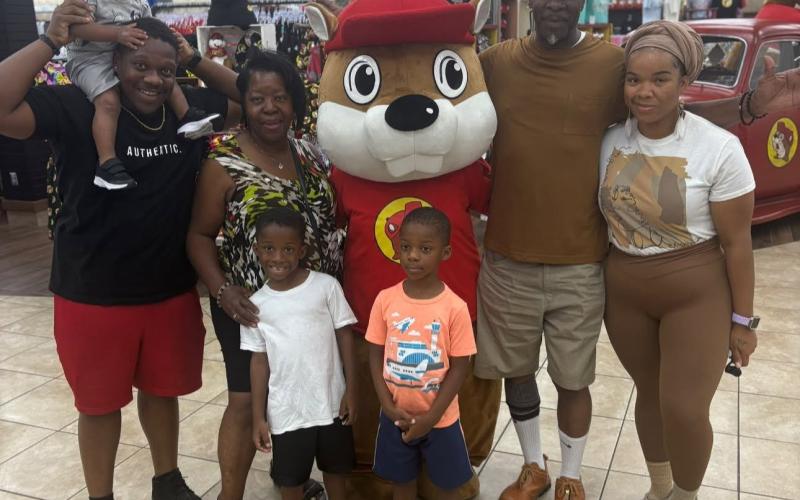 'Energy was exciting': Buc-ee's fans welcome first store in Arkansas