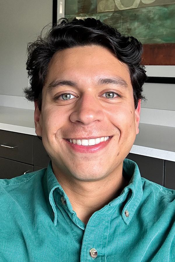 Fast 15: Javier Hernandez - Talk Business & Politics