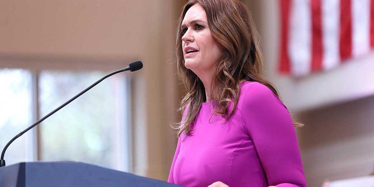 Arkansas Business paper tears apart Sarah Huckabee Sanders' 'performance art'