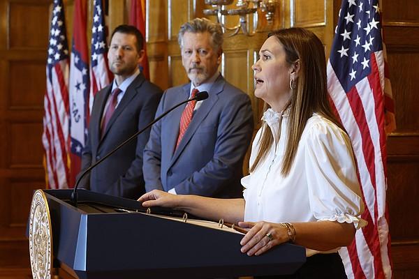 For Others nonprofit donates $1 million to 10:33 Initiative, Sanders announces | Arkansas Democrat Gazette