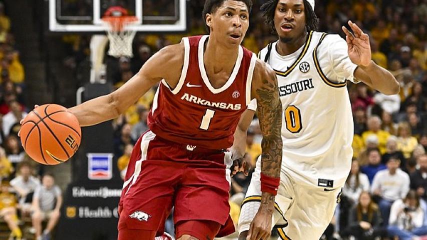 Meleek Thomas shows reliability in shorthanded Arkansas basketball's win at Missouri | Whole Hog Sports