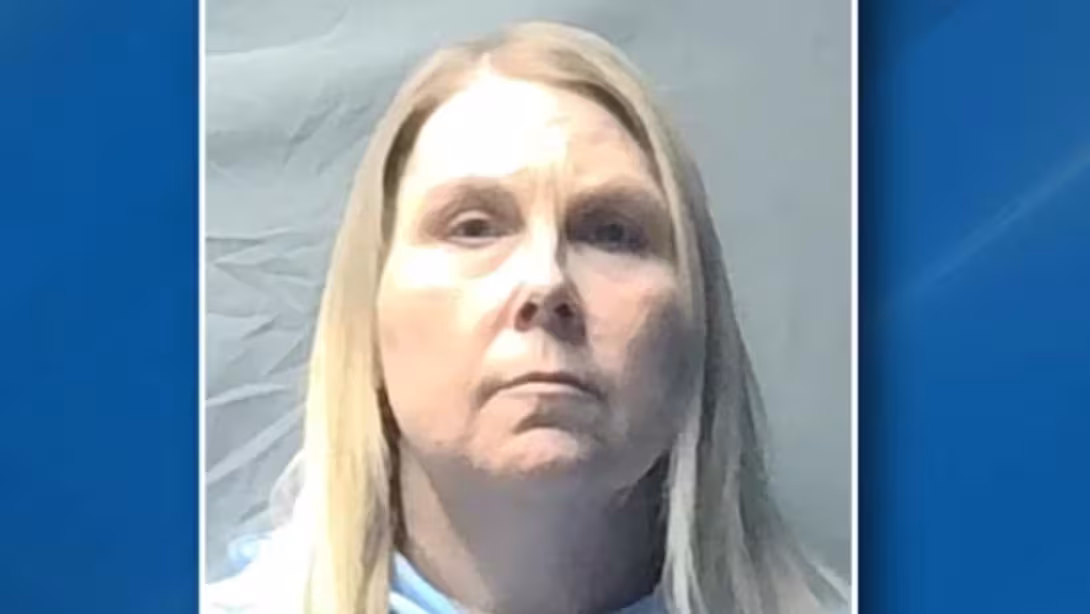 Nursing director accused of stealing hundreds of prescription pills