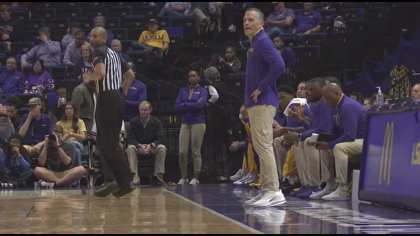 LSU men's basketball clobbered by No. 21 Arkansas