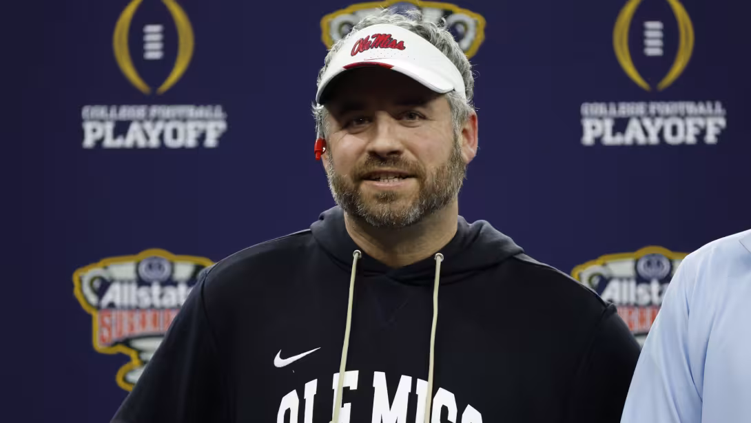 Ole Miss beats out SEC, Big 12 teams for 4-star WR from Texas