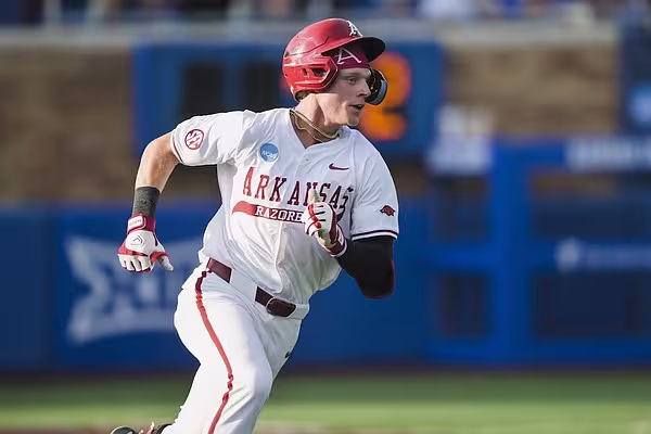 Arkansas baseball outfielder Maika Niu signs free agent contract with New York Yankees | Whole Hog Sports